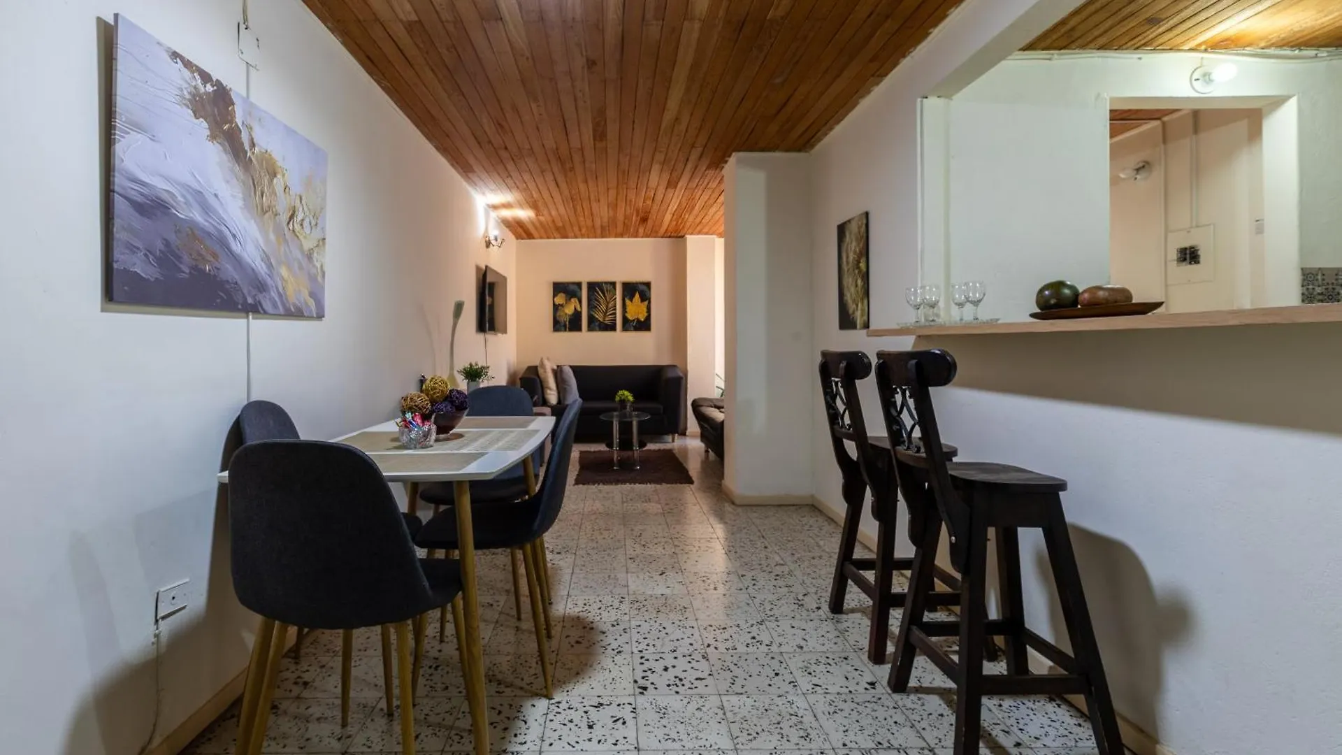 Apartment Apartamento Grande, Hermoso, Acogedor Y Privado Medellin
