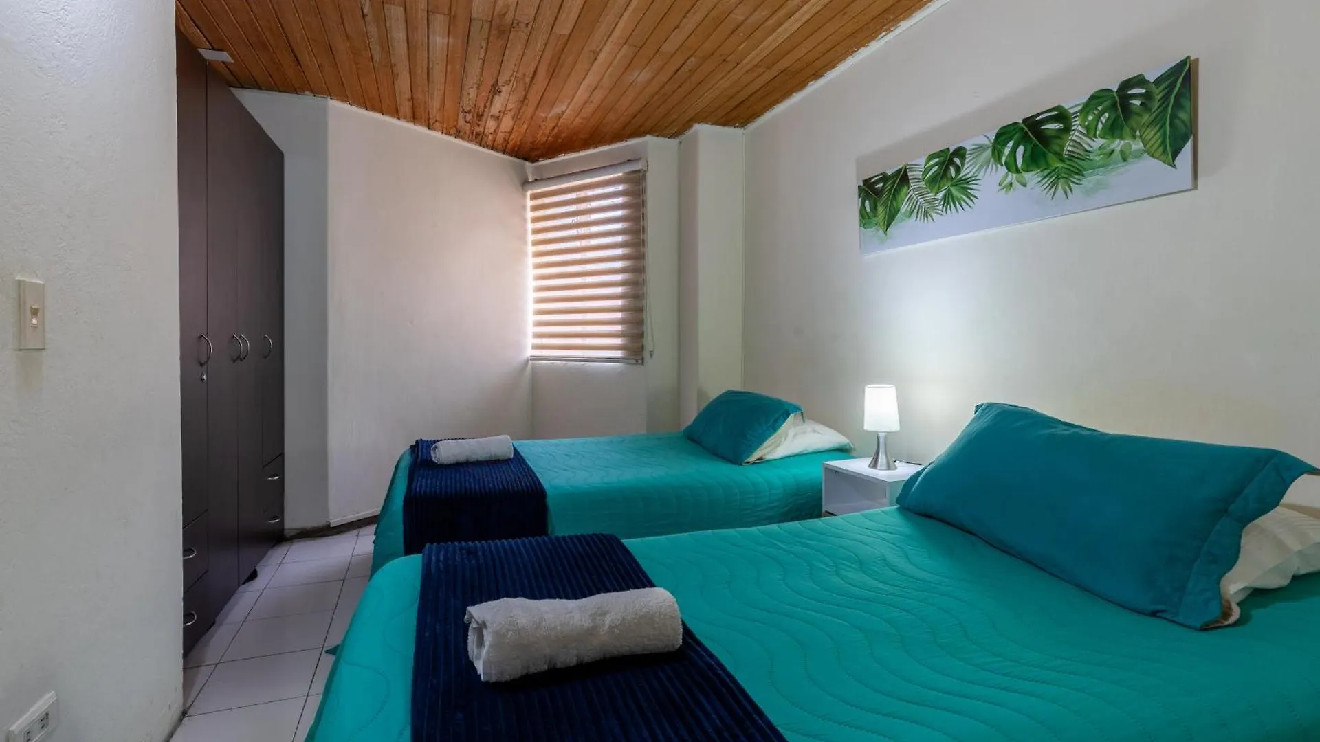 Apartamento Grande, Hermoso, Acogedor Y Privado Medellin Colombia