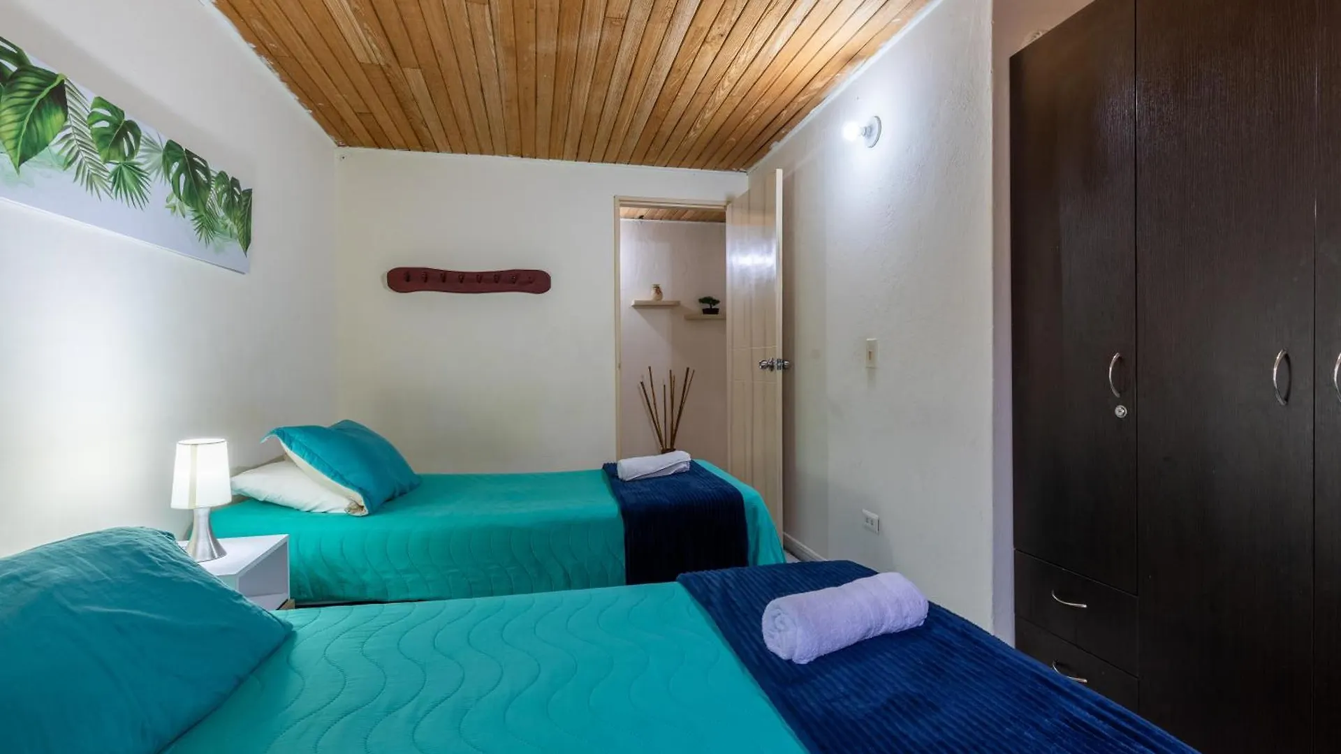Apartamento Grande, Hermoso, Acogedor Y Privado Medellin