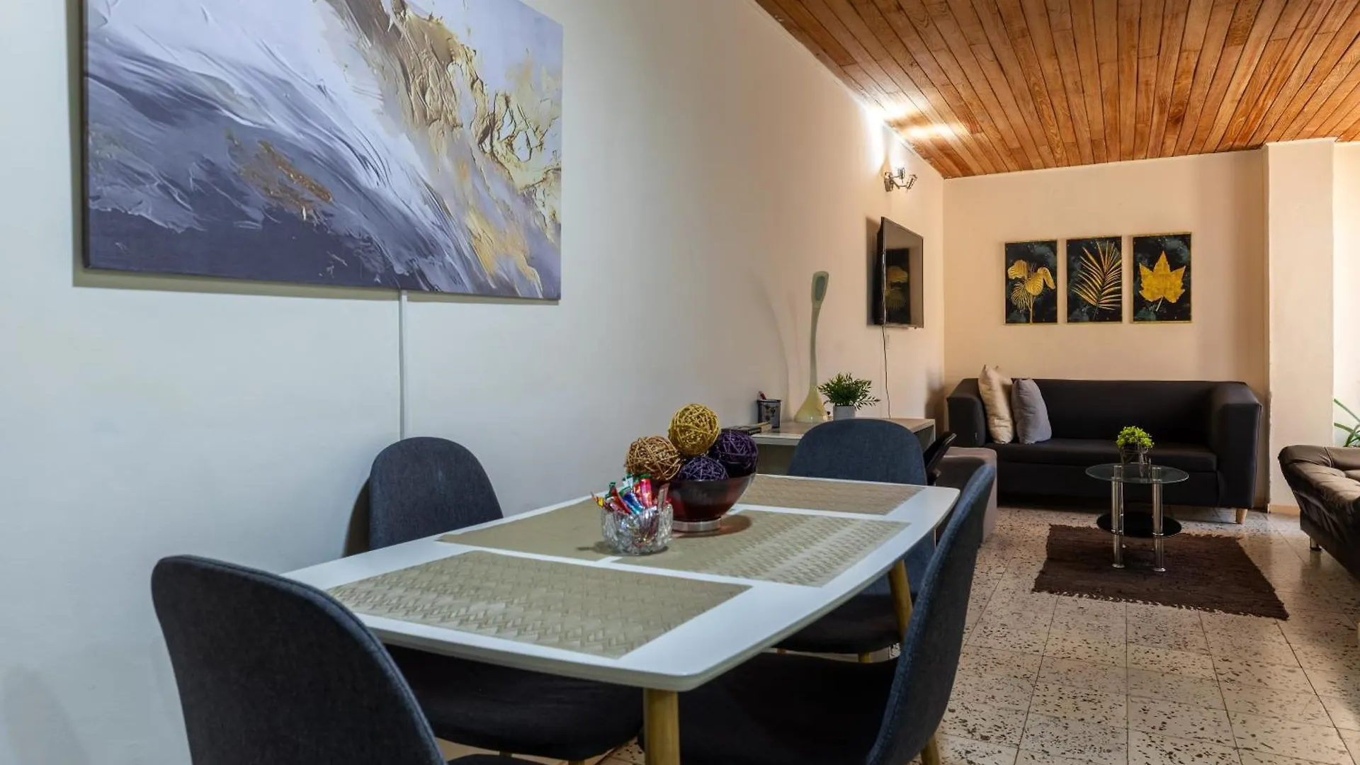 Apartamento Grande, Hermoso, Acogedor Y Privado Medellin