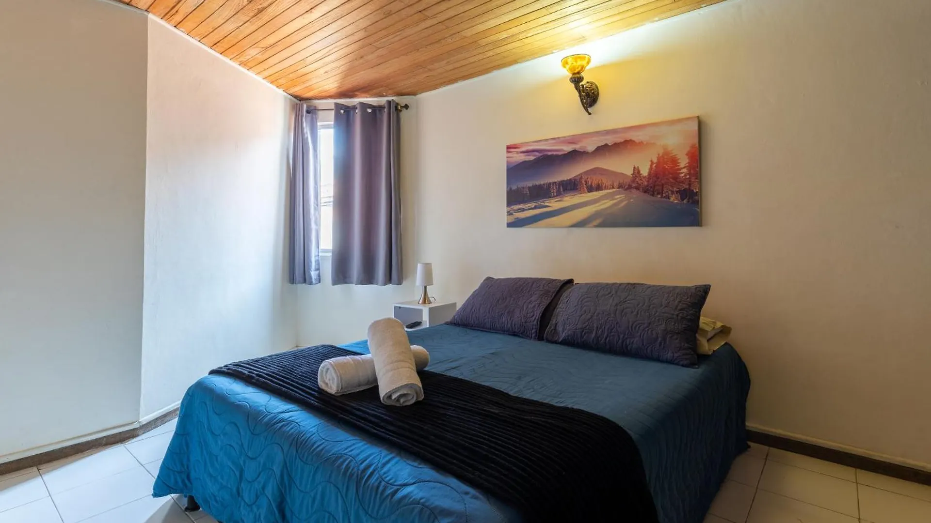 Apartamento Grande, Hermoso, Acogedor Y Privado Medellin