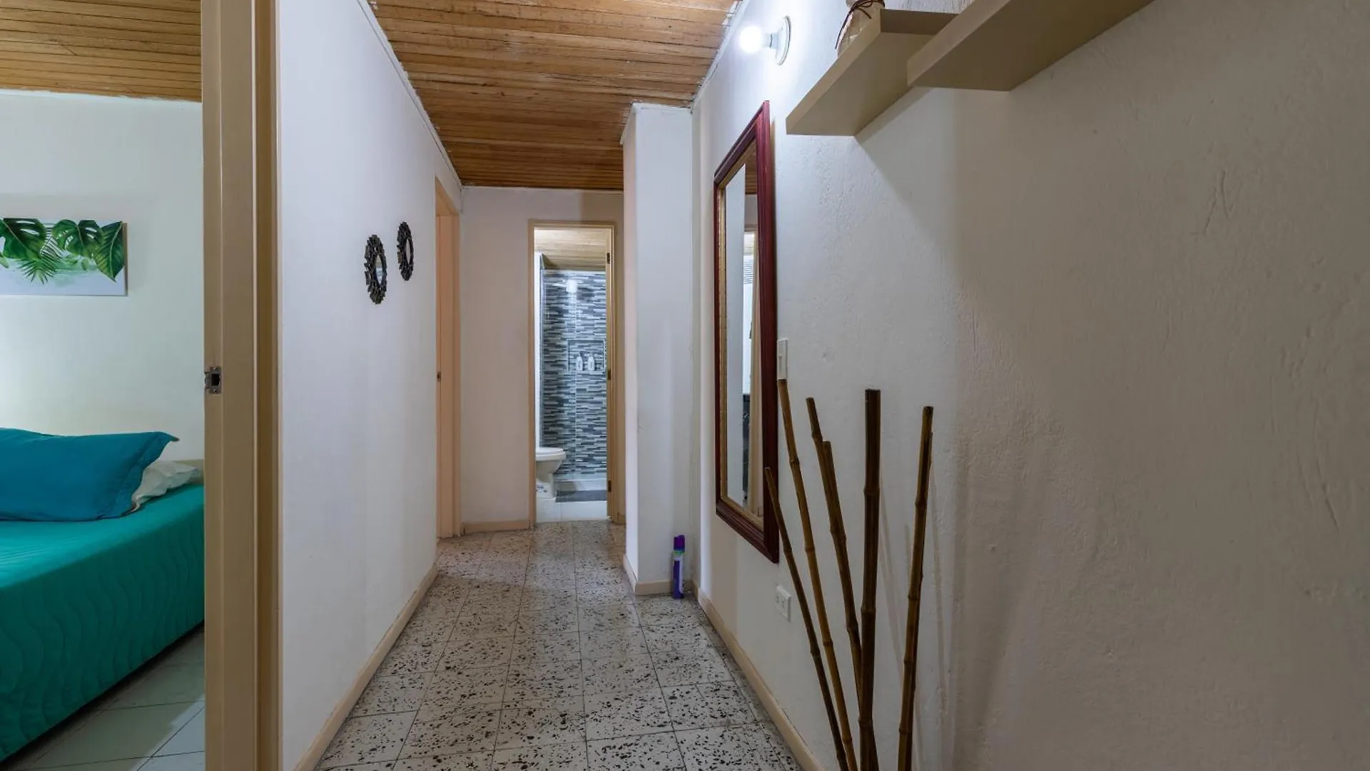 Apartamento Grande, Hermoso, Acogedor Y Privado Medellin Colombia